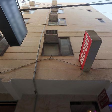 Melfort Bed & Breakfast New Delhi Bagian luar foto